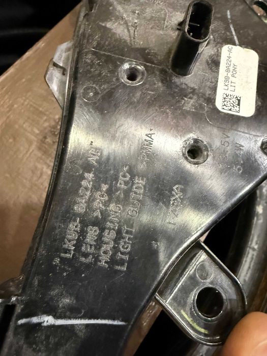 LED Емблема Кінь Ford Mustang Mach-E GT LK9B-8A224-AC