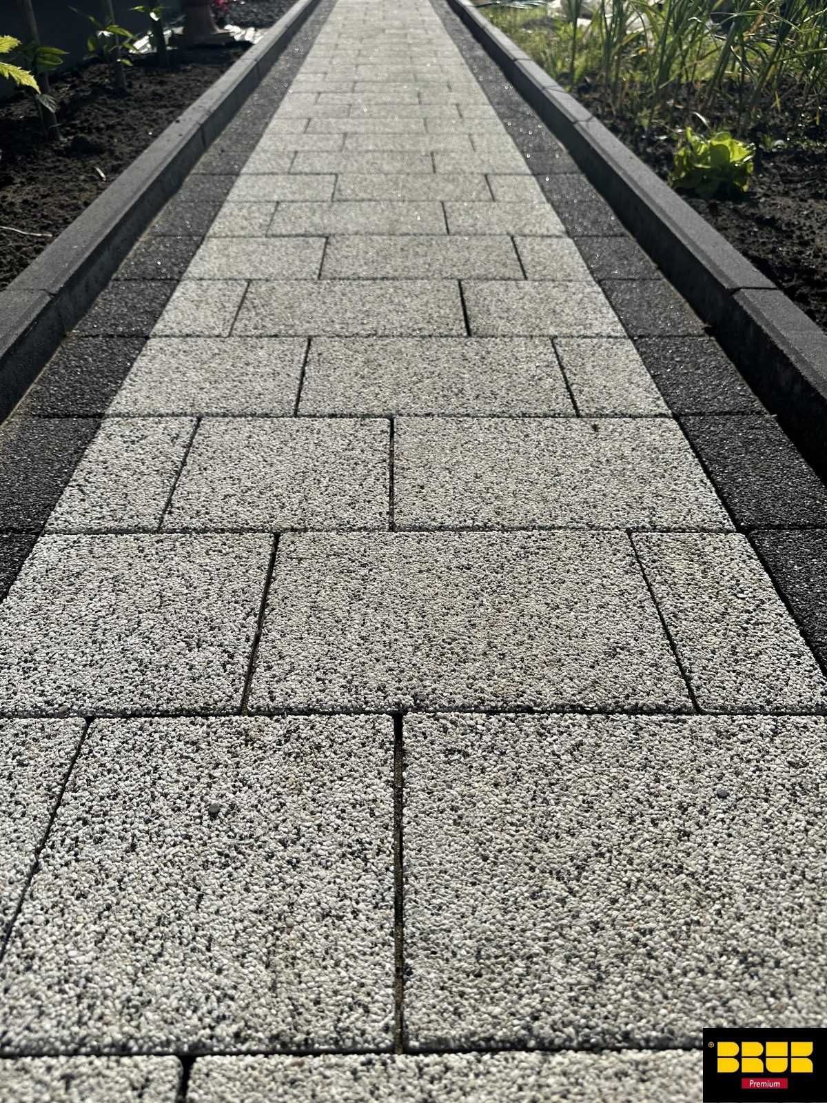 Kostka brukowa Futura 6 cm płukana Grafit BRUK SA. 59,50zł/br Kwiecień