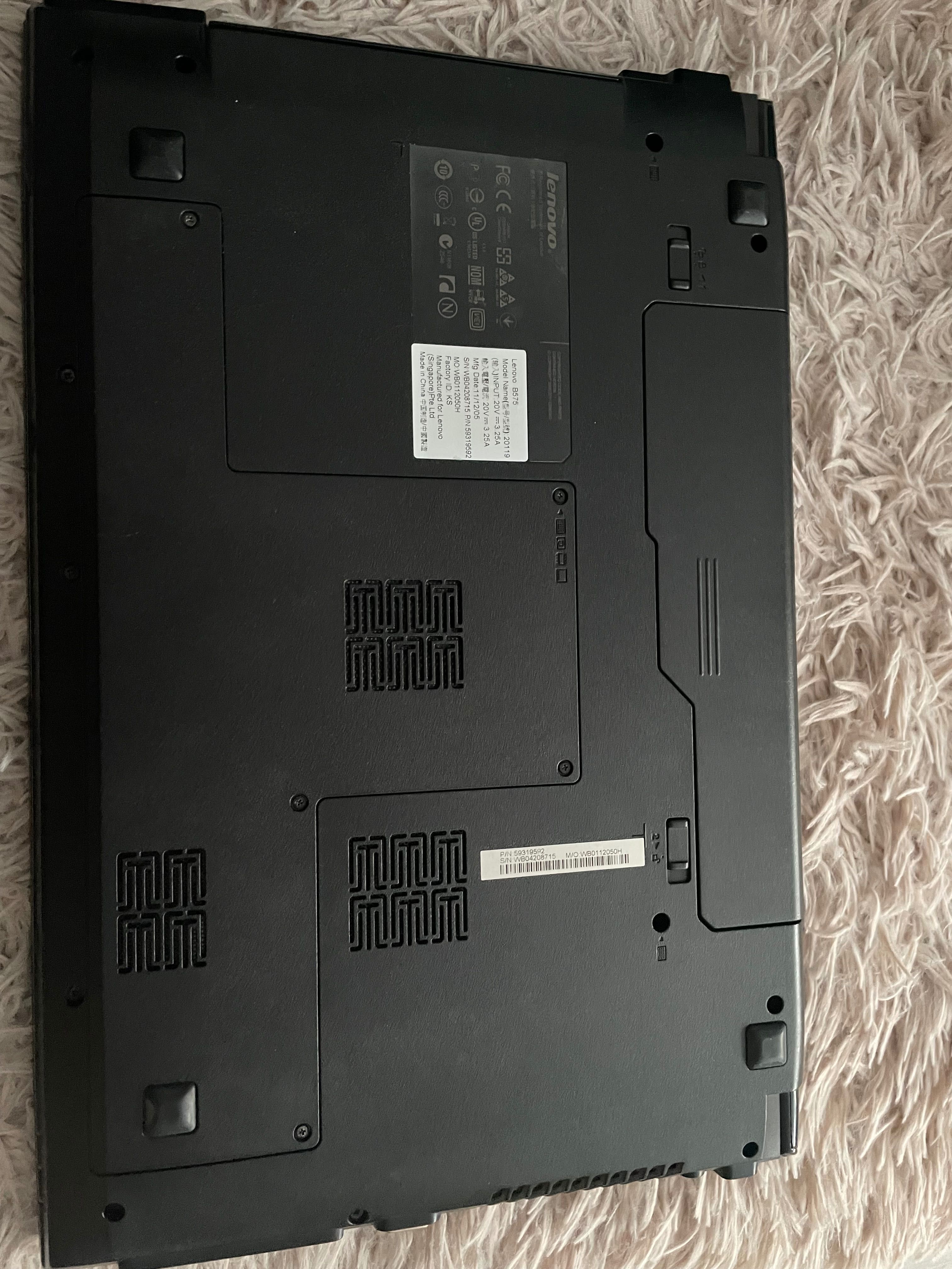 Laptop Lenovo B575