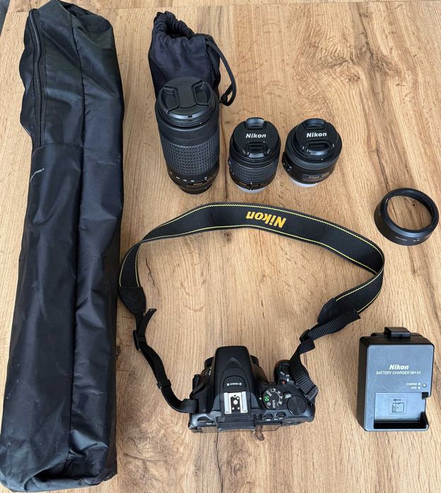 Lustrzanka Nikon D5600 + obiektywy, statyw Przebieg 11639 zdjęć