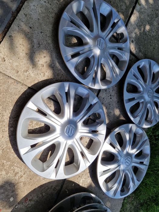 Kołpaki suzuki oryginalne r16 stan bardzo dobry