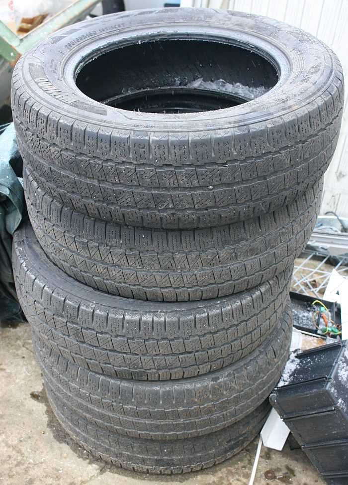 Opony 205/65 R16 C  ZEETEX WV1000  M+S