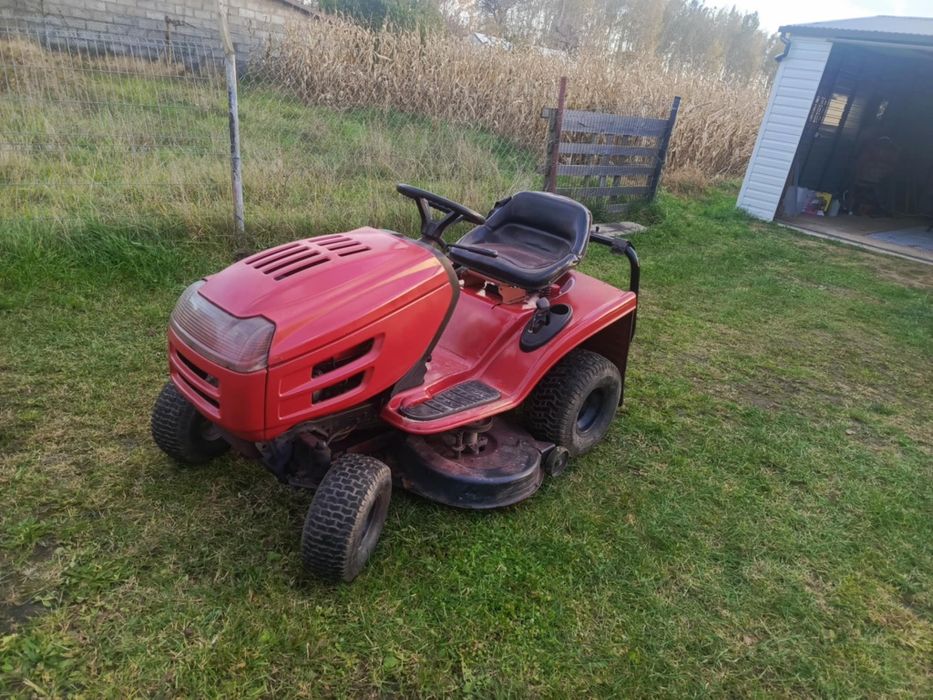 Traktorek MTD 2 cylindry na pompie oleju