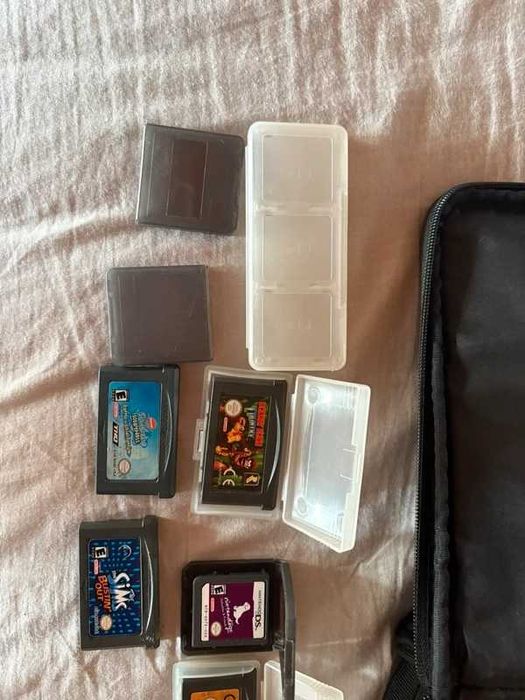 Nintendo DS zestaw gier donkey kong sims 007 i inne perełki etui inne