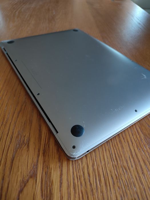 Macbook Air 2020 A2179 (Intel i5)