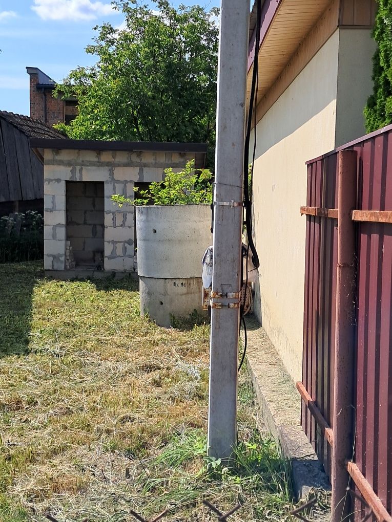 Продаж ділянки з об'єктом в с. Колодруби - 1 лінія!!!