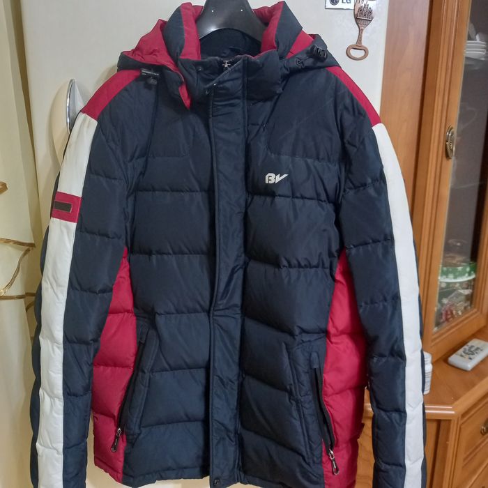 Продам муж.куртку пуховик в хорошем состоянии 50 размера