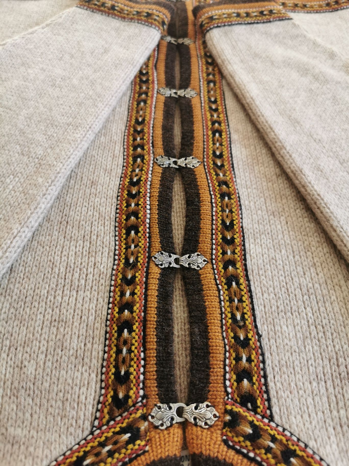 Sweter kardigan rozpinany wełniany norweski etno beżowy L