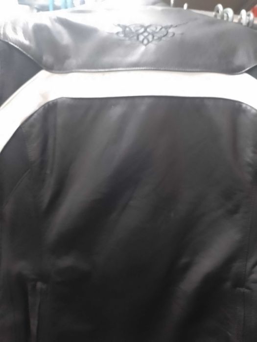 Мото Куртка шкіряна жіноча р.С-М з захистом