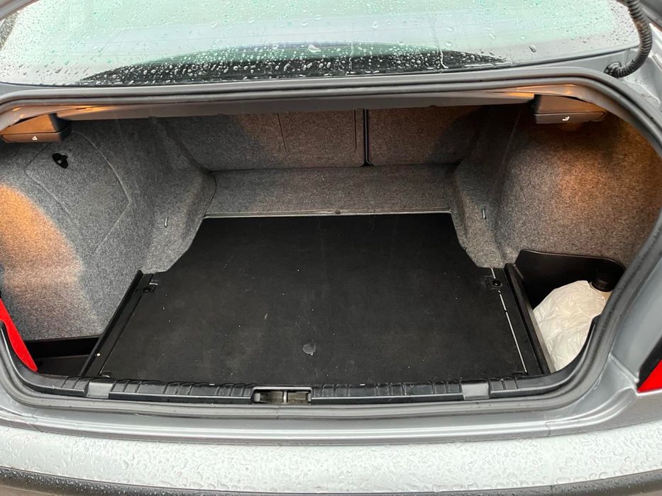 Продам авто BMW 320