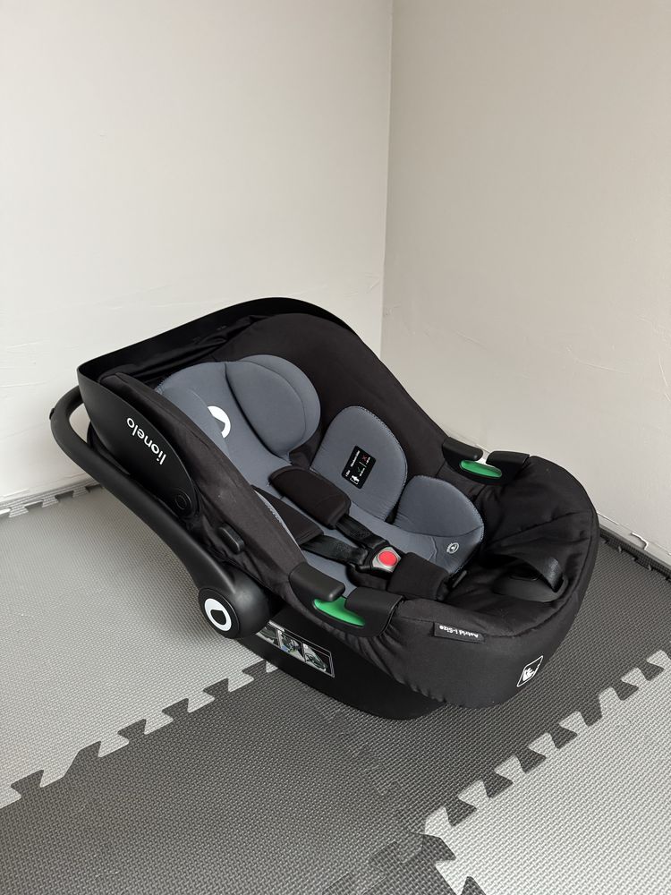 Lionelo Astrid I-Size SET (fotelik + baza ISOFIX)