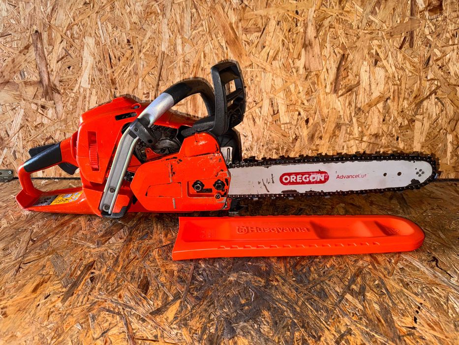 Piła pilarka spalinowa motorowa Husqvarna 555 !!!