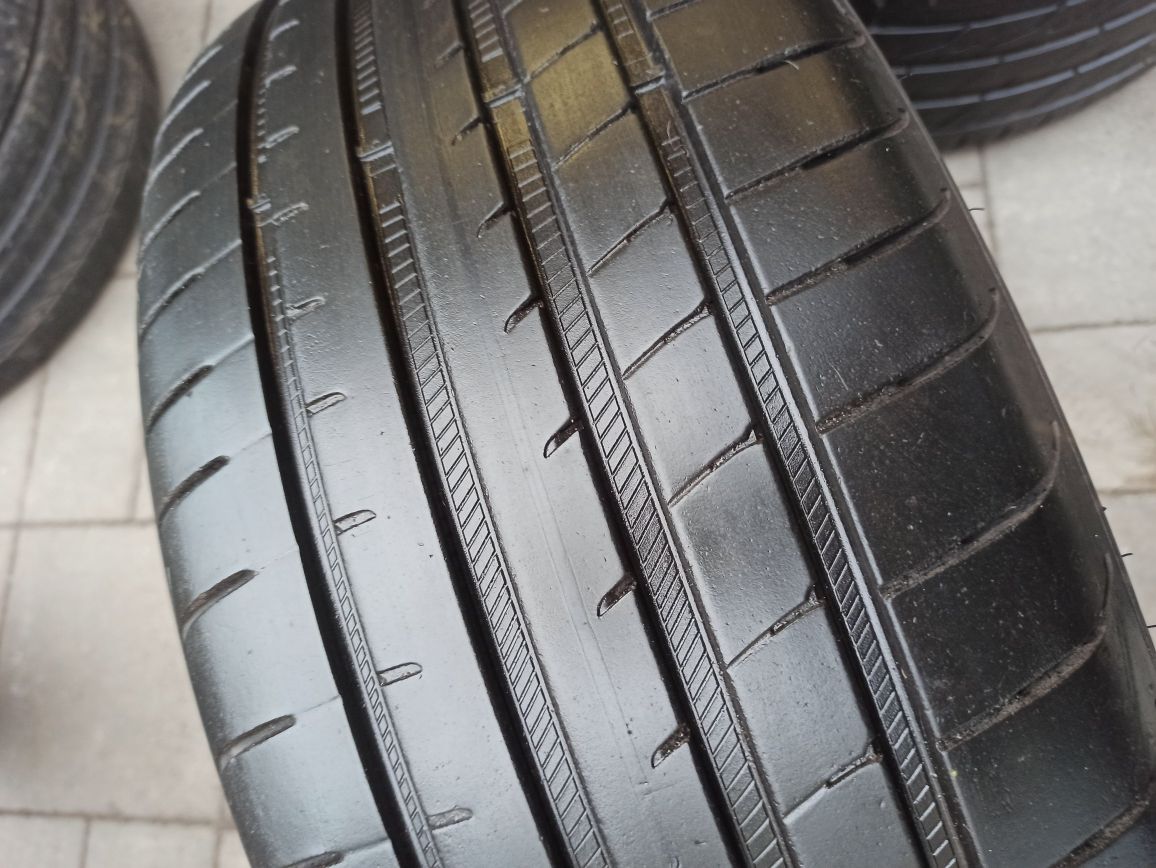 Продам ОДНО колесо 225/45 R18 Goodyear Eagle F1 Asymmetric 3