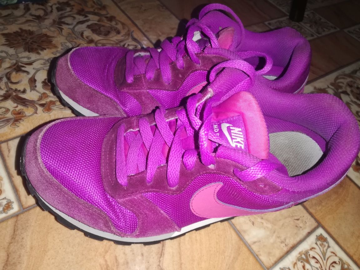 Buty Nike MD Runner 2 37,5