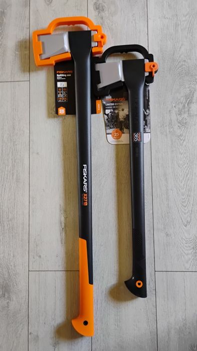 Siekiery FISKARS, X27, X17 Limited Edition dwie sztuki