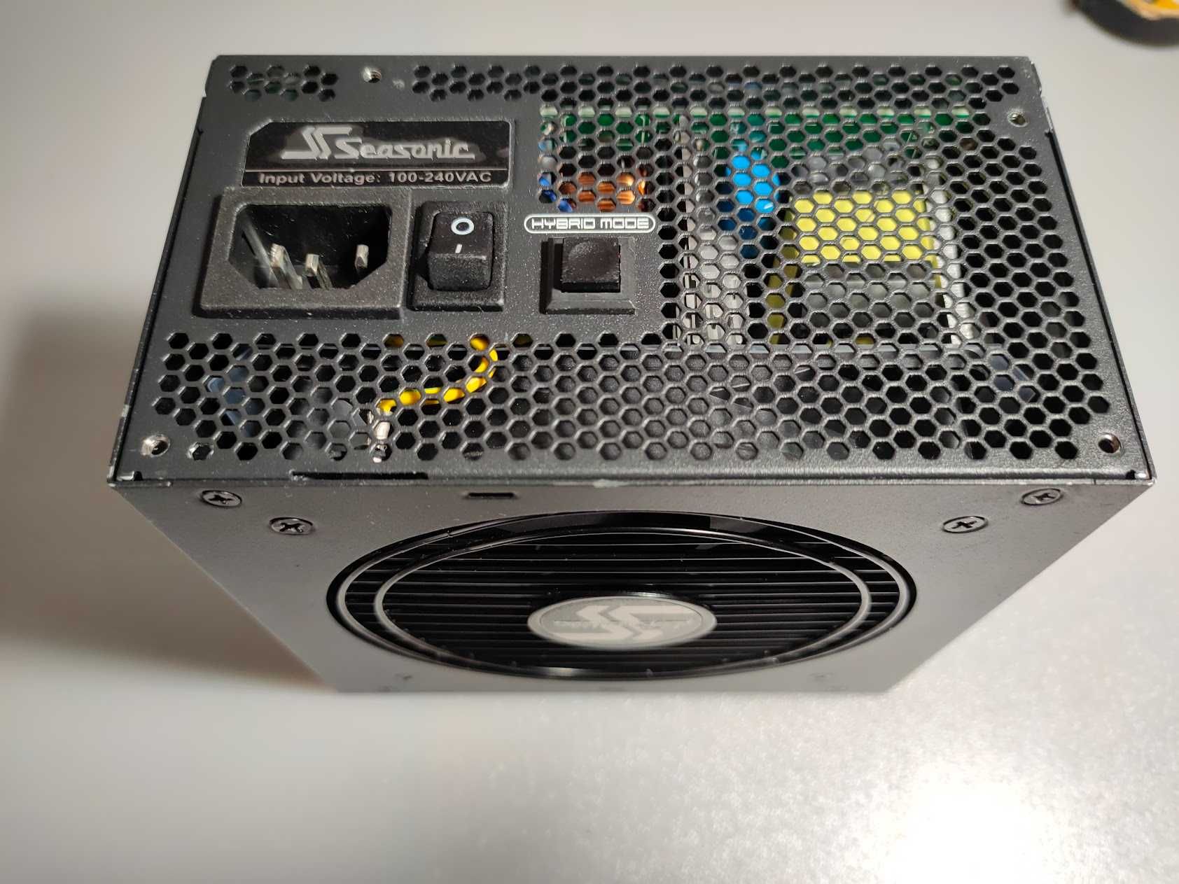 Блок живлення 650W модульний Seasonic FOCUS GOLD GX-650 SSR-650FX