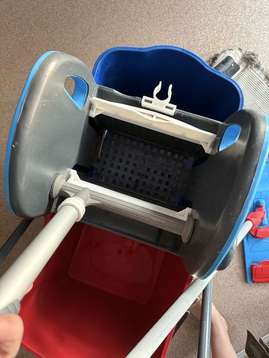 Тележка для уборки с оджимом. Для клининга. Швабра