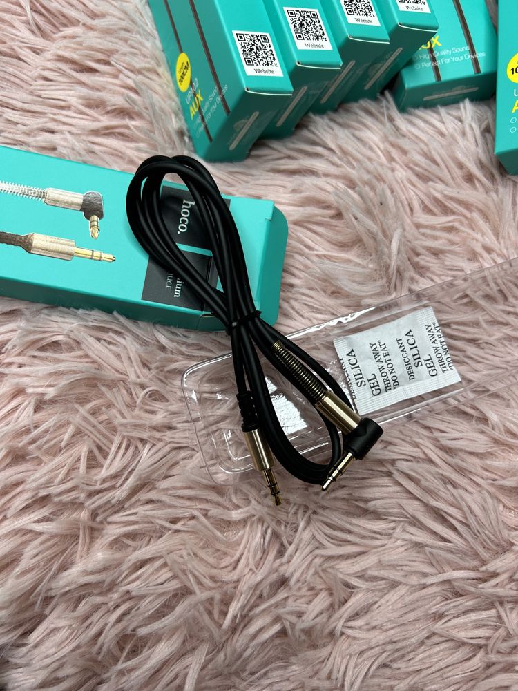 Кабель Audio Aux Hoco UPA-02 3.5 мм-3.5 мм Red 1m