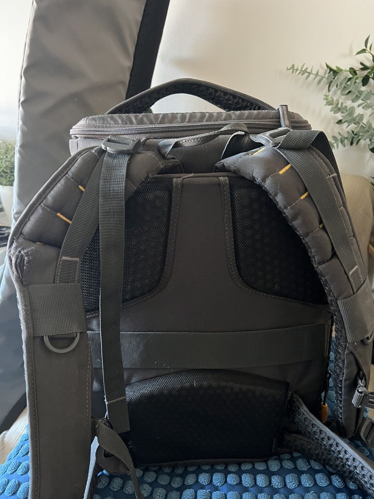 Mochila Vanguard AltaSky 51d usada