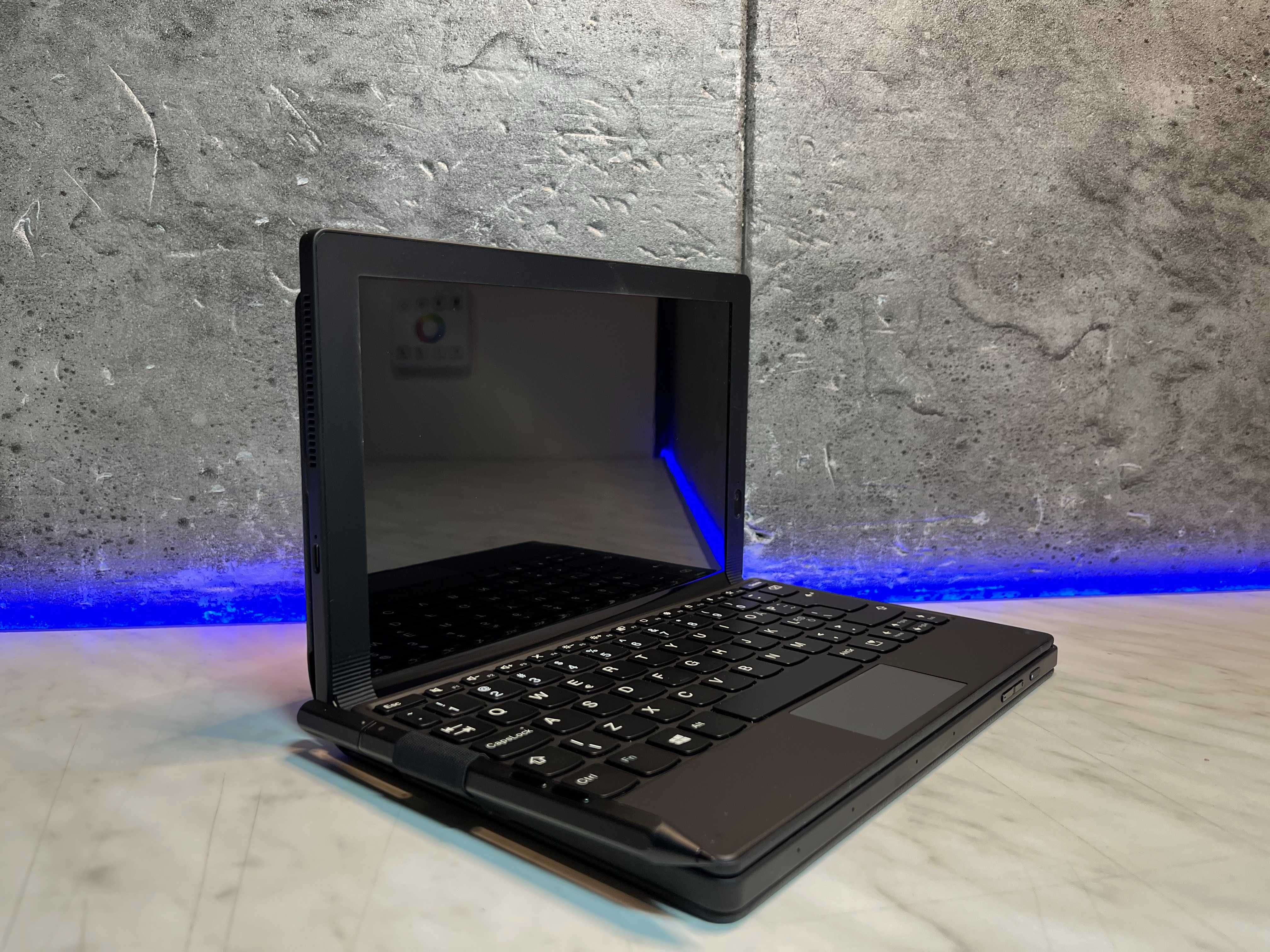 Lenovo Thinkpad X1 Fold 13,3 " Intel Core i5 8 GB / 256 GB czarny