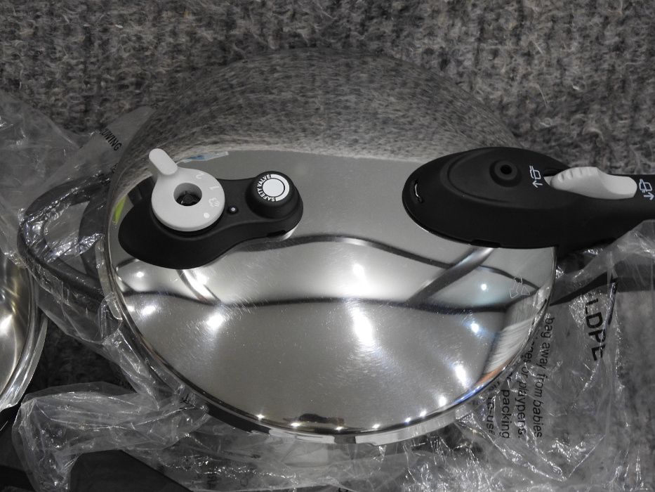 Tefal secure5 Новая Скороварка на 4л и 6л без упаковки сталь 18/10