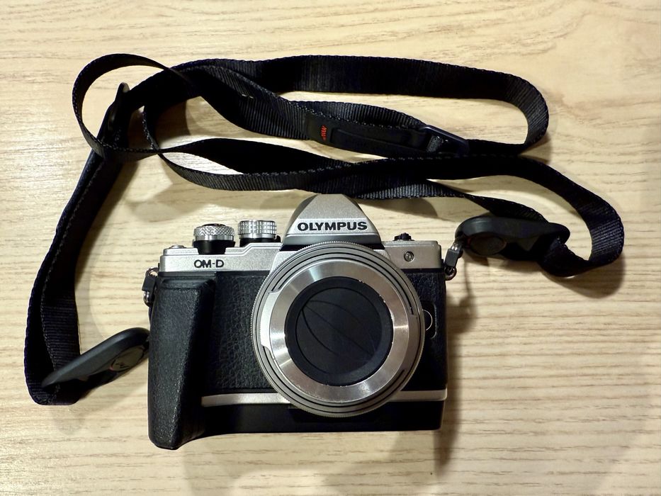 Olympus OM-D E-M10 MkII + 14-42 + 45-175 - idealny, zestaw premium