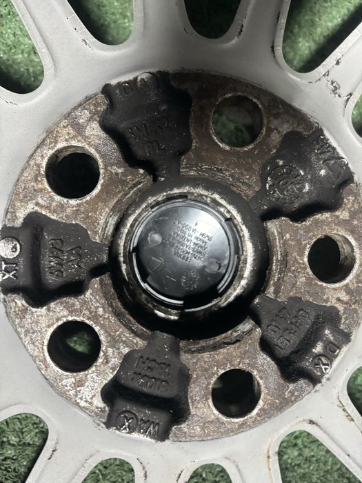 5x108 JAGUAR 8J18 ET49 felgi aluminiowe FORD VOLVO XF X260 F-PACE X760