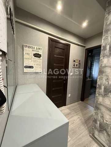 Продаж 2 кімнатної квартири, метро Нивки, Декарта Рене (Кулібіна), 6