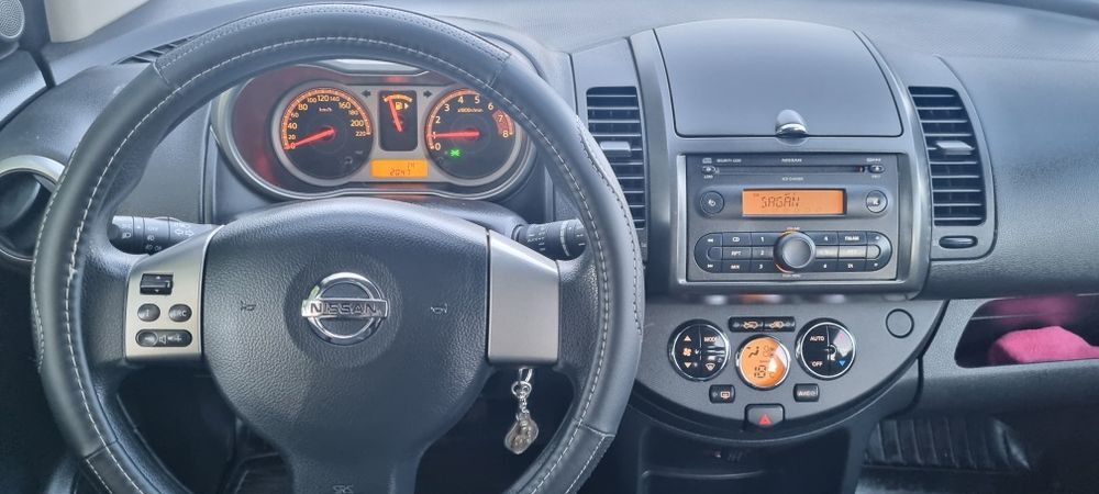 Nissan Note Automat  1.6 benzyna  NOWY PRZEGLAD