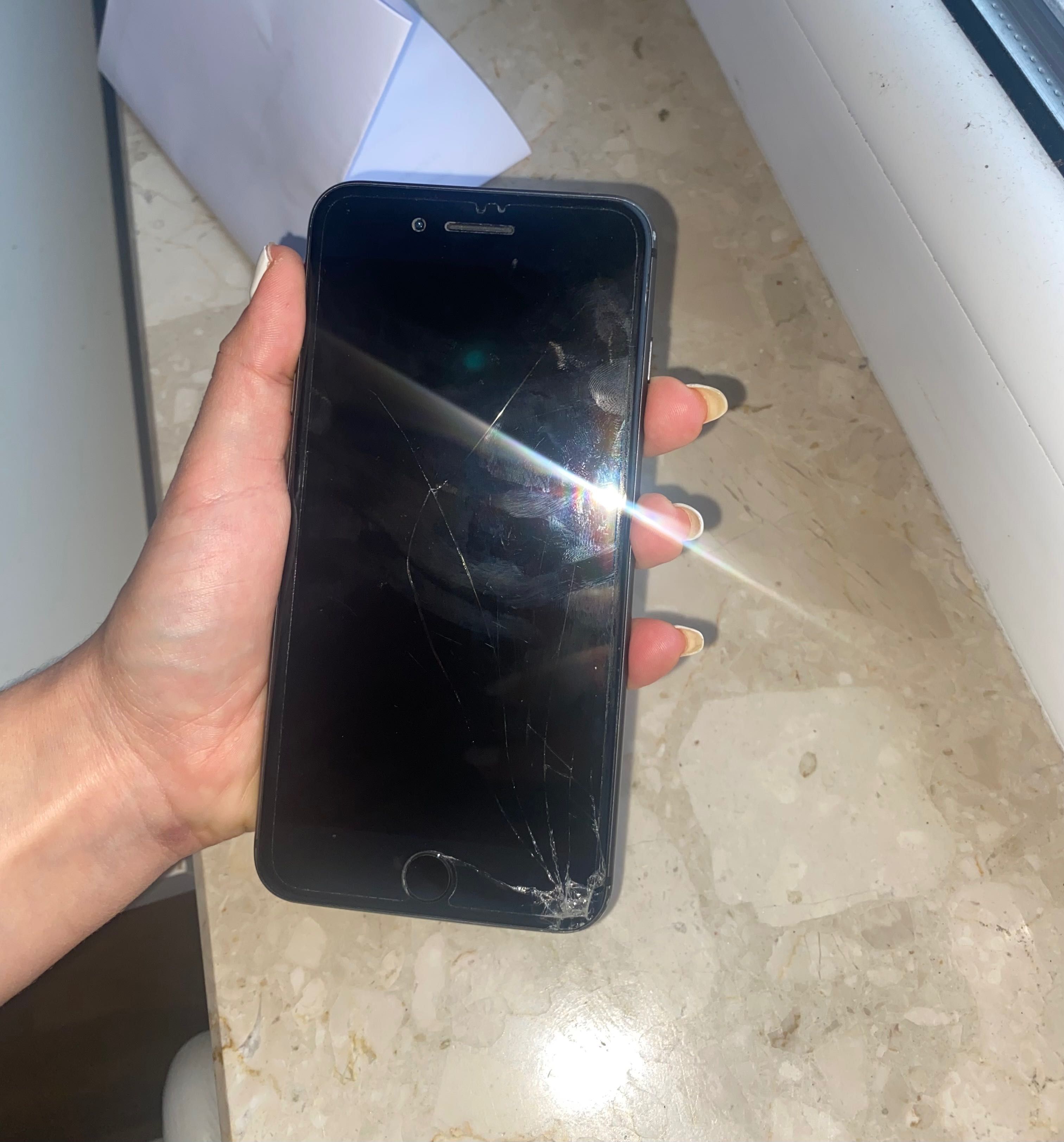 iPhone 8 Plus Bat.70%