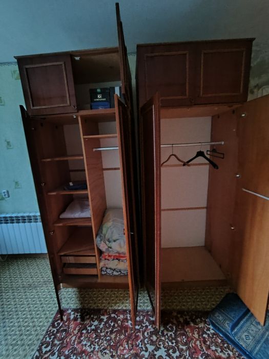 Шкафы двухдверные