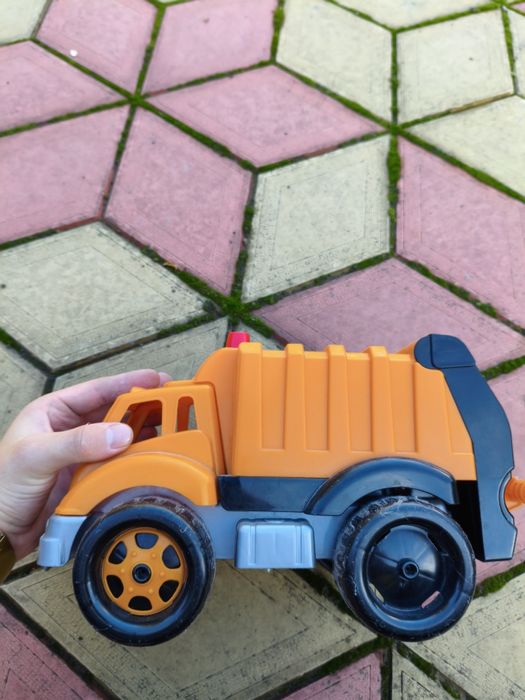 Продам дитячу машинку