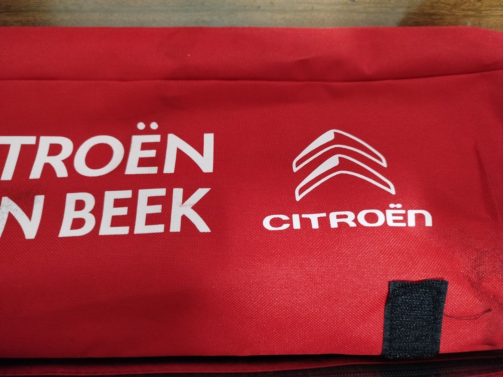 Bolsas originais Citroen NOVO - Triângulo/Colete/Primeiros Socorros