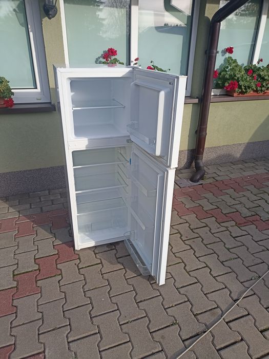 Lodówka 125 cm.  .