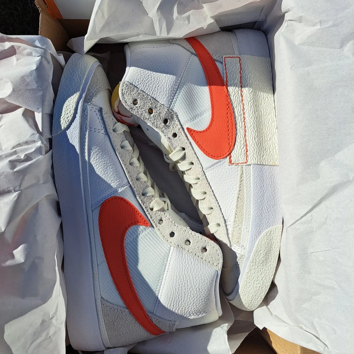 Оригинал Nike Blazer mid '77 pro club trainers in white and red