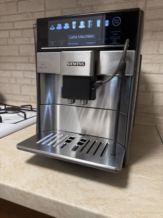 Кавомашина Siemens EQ6 s700