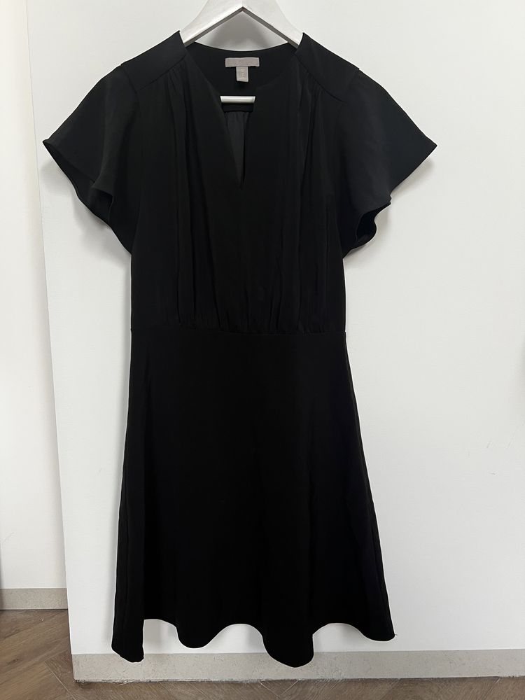 Mała czarna h&m sukienka rozkloszowana elegancka S