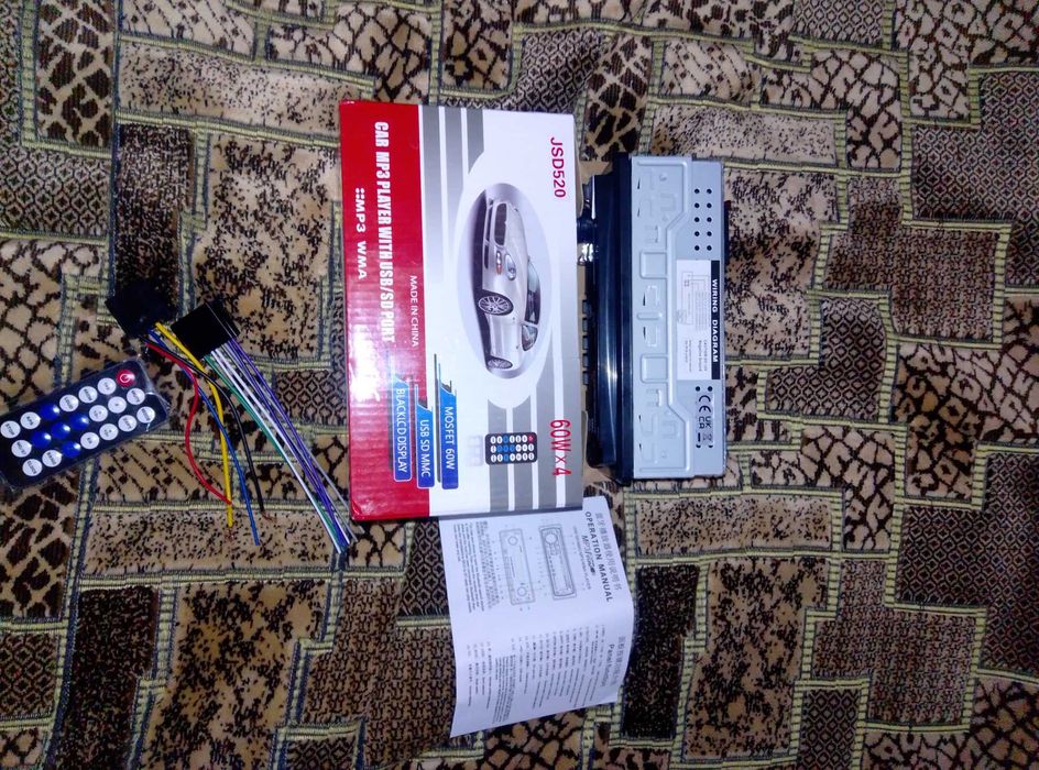 Магнітофон 4 на 65 ват 2 юсб вихода