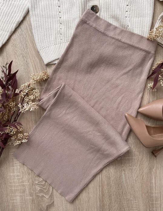 Тепла спідниця в рубчик лапша міді максі