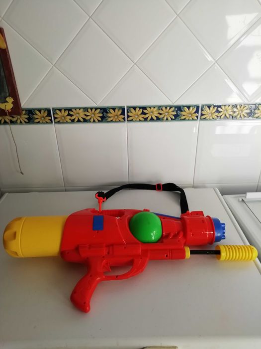 Pistola de água para crianças