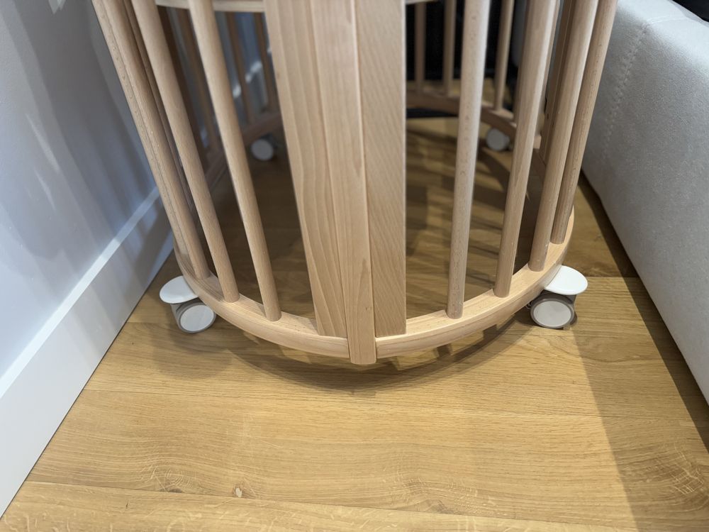 STOKKE SLEEPI MINI V3 łóżeczko dziecięce z materacem Rucken