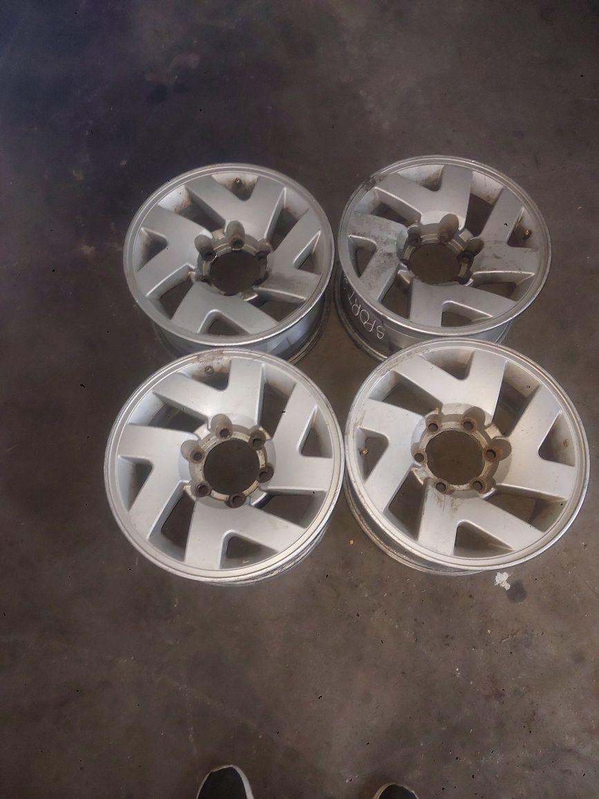 Диски R16 на Mitsubishi  Педжеро, L200