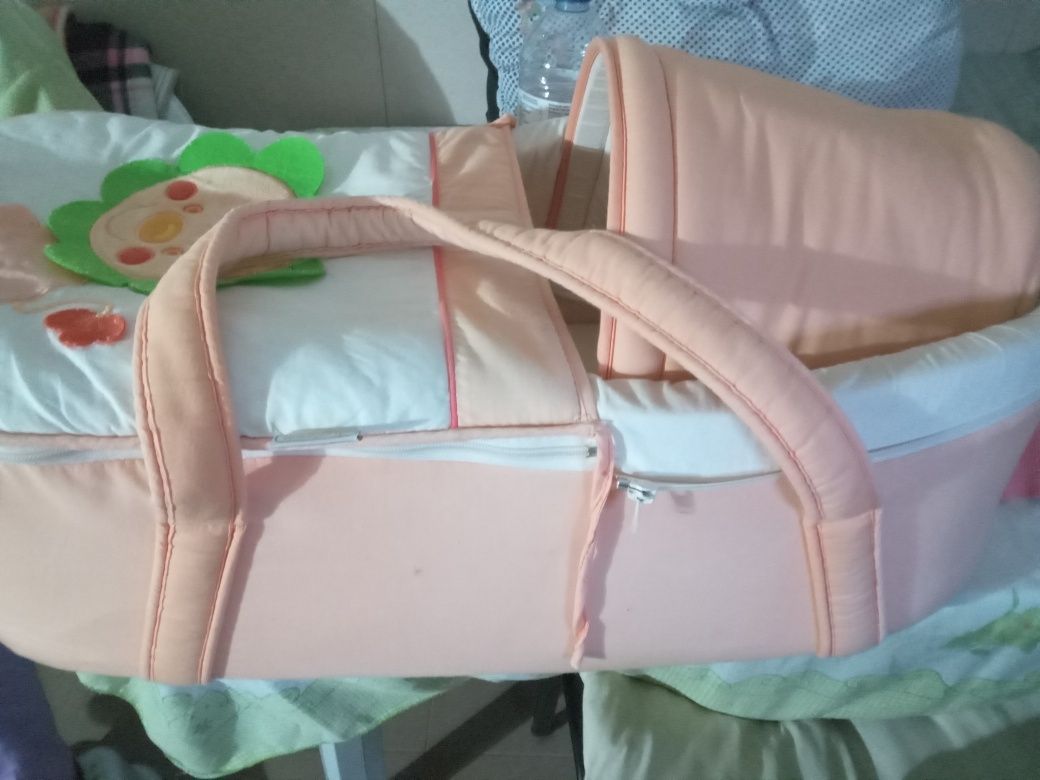 Alcofa de bebe muito linda