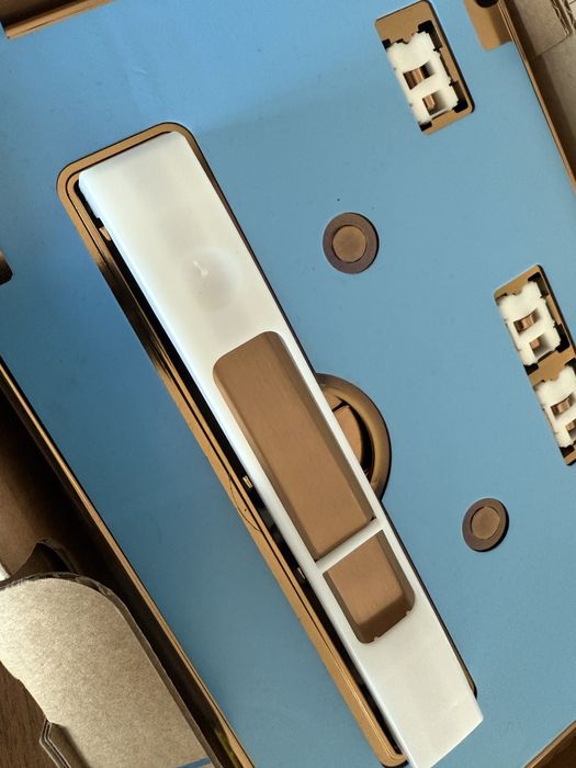 Przycisk Geberit SIGMA 50 – czerwone złoto