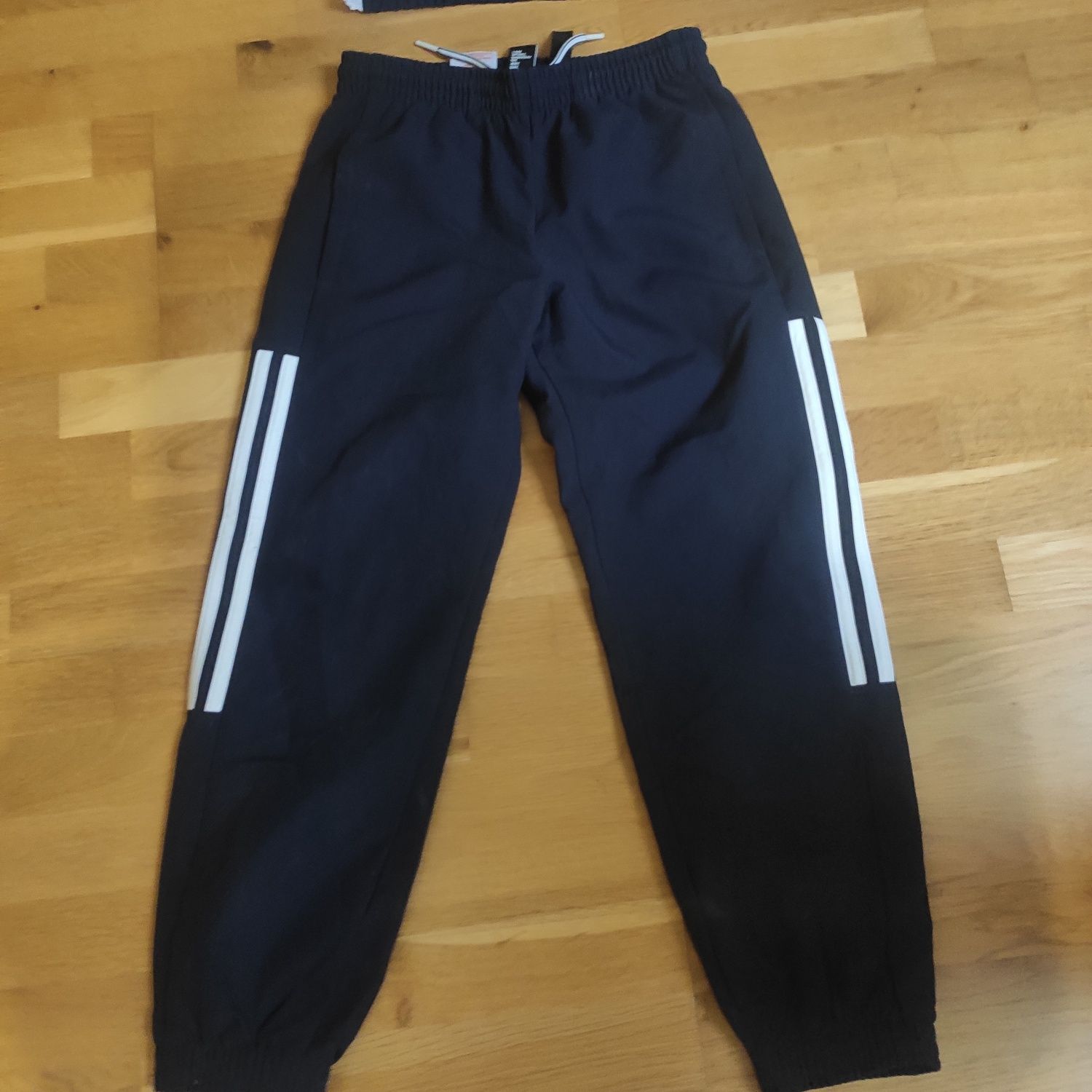 Dres chłopięcy Adidas