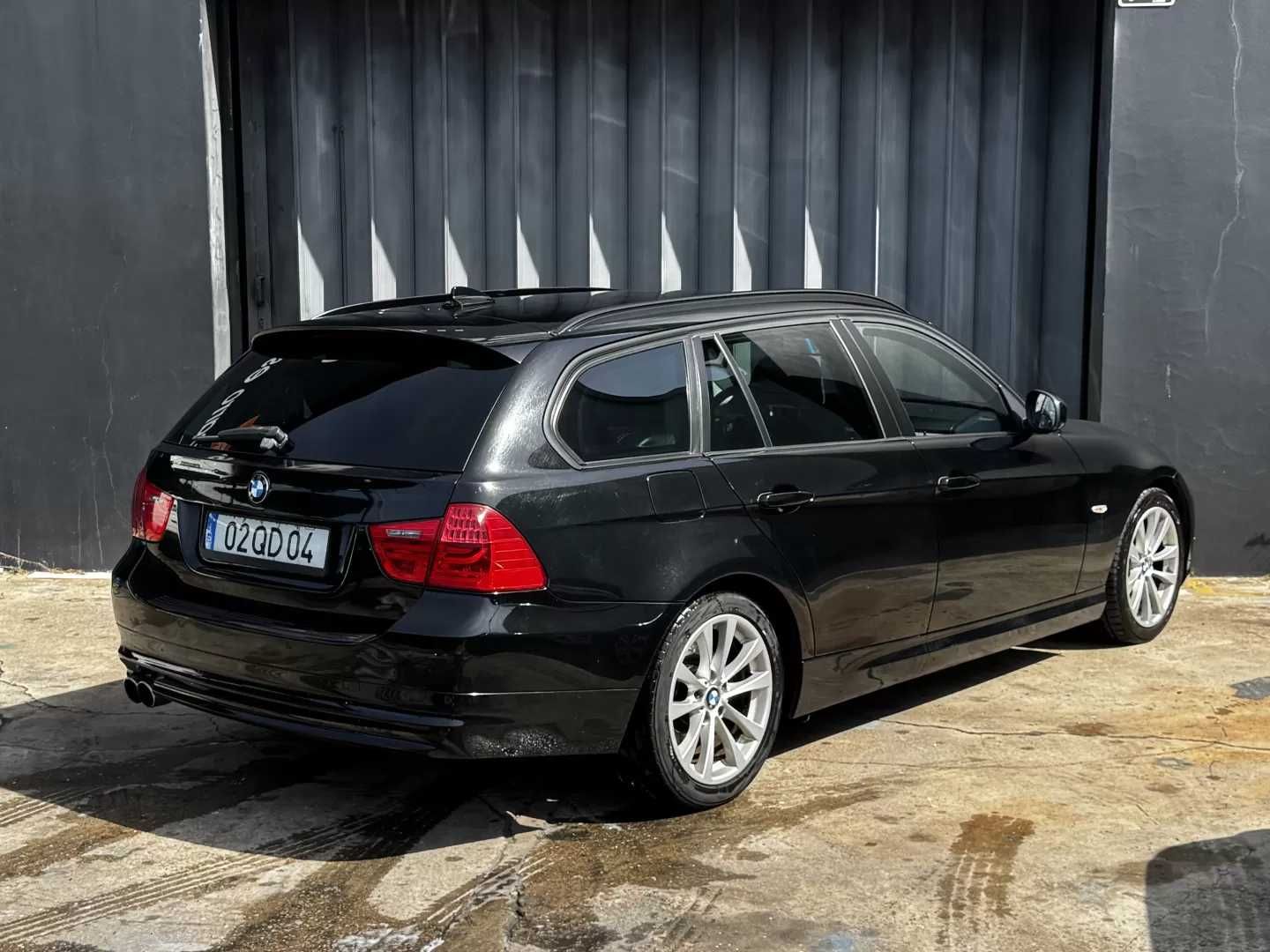 BMW 318D TOURING 2012