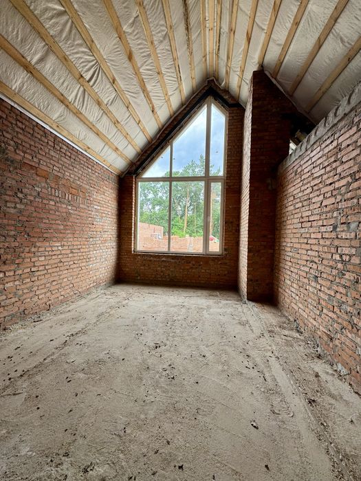 Продам таунхауз в Соснівці, м-н Лісовий