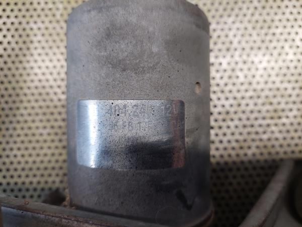 Motor limpa vidros frente FORD Fiesta IV (JA_, JB_)