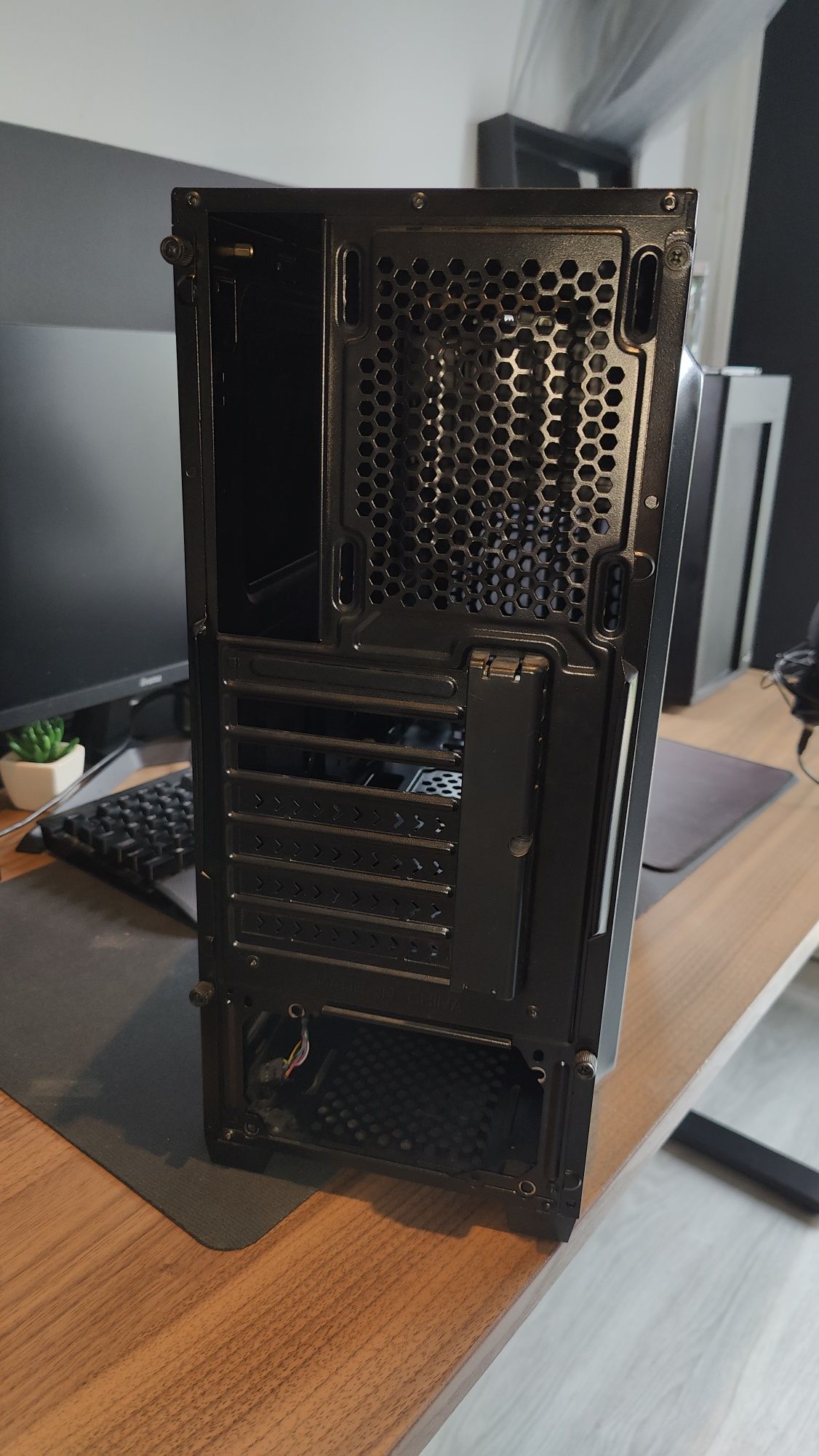 Obudowa SilentiumPC Regnum RG2 ATX
