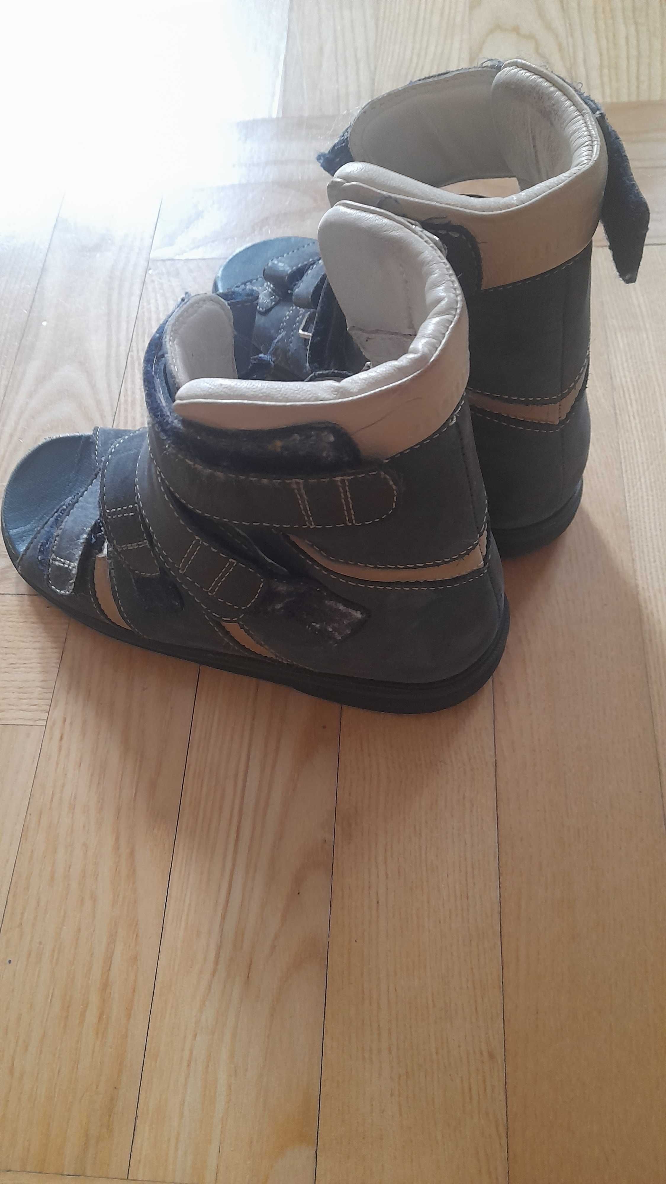 Buty ortopedyczne MEMO rozm.33